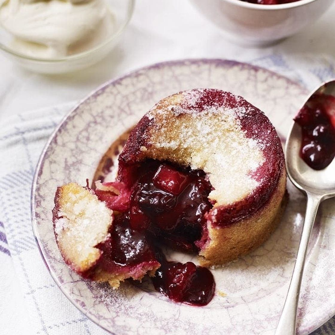 Hot blackcurrant and apple charlottes