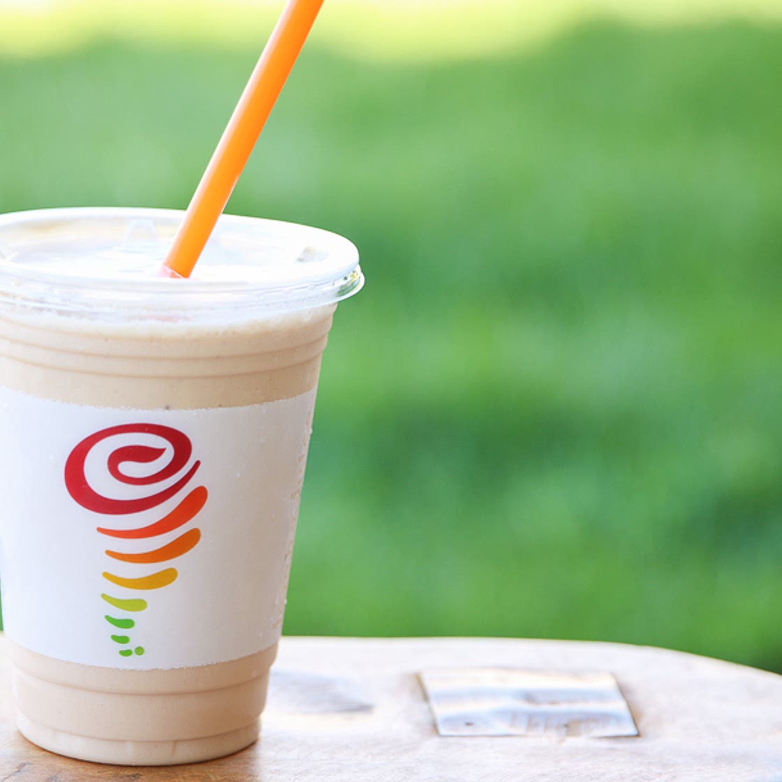 Copycat Jamba Juice Peanut Butter Moo'd Smoothie