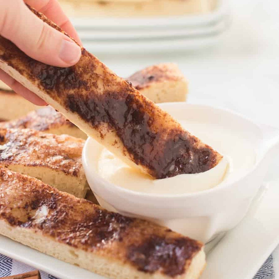 Easy Cinnamon Sticks
