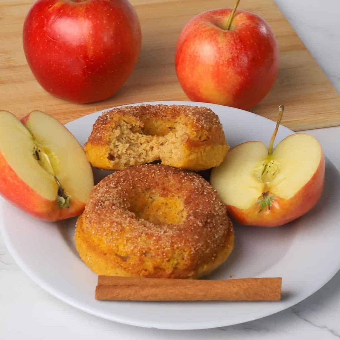 Low Carb Apple Cinnamon Donuts