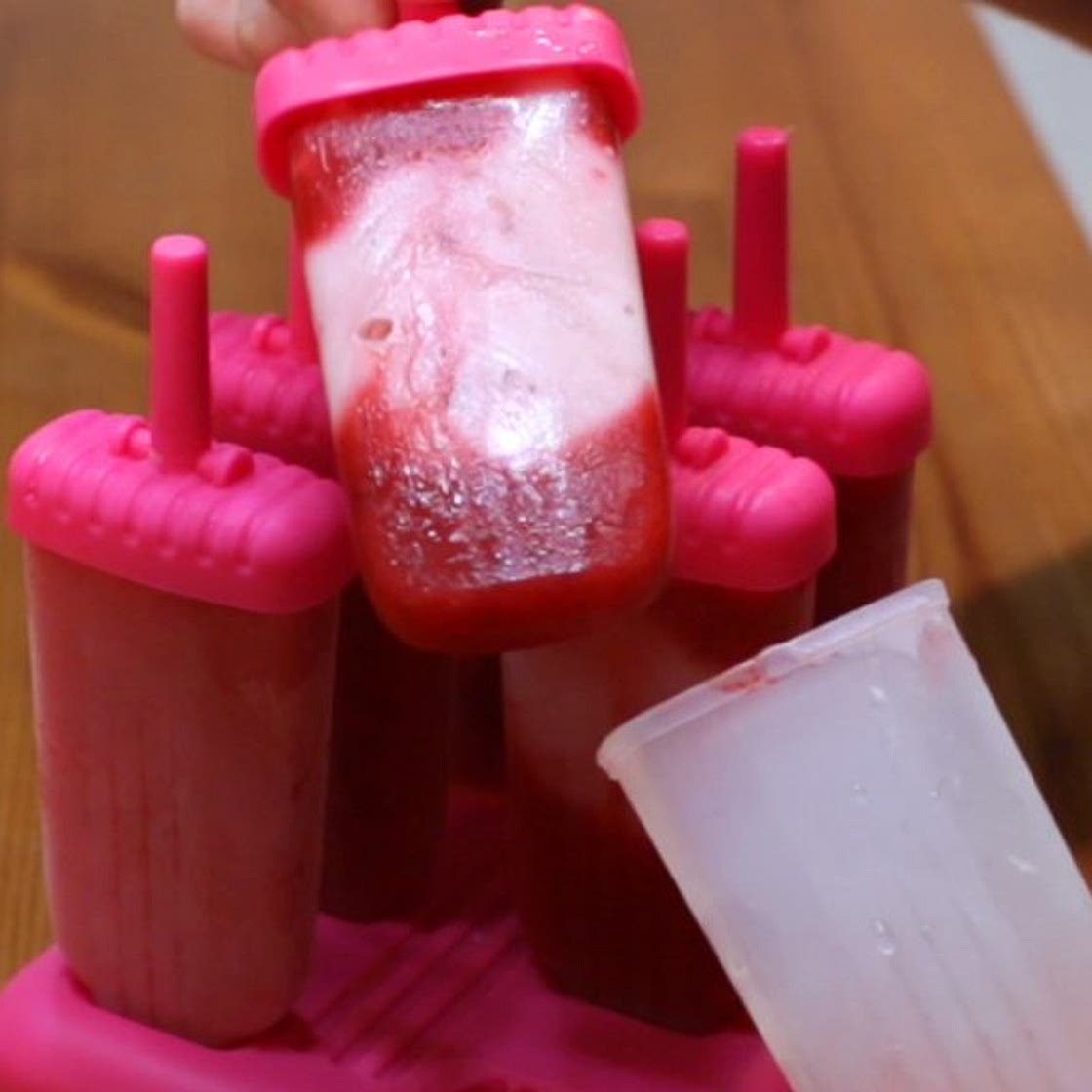 Frozen Yogurt Popsicles