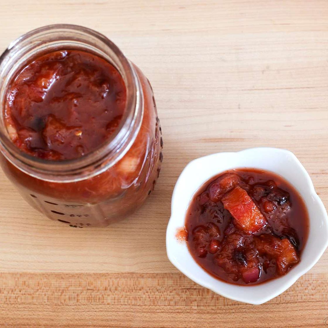 Quick and Easy Rhubarb Chutney