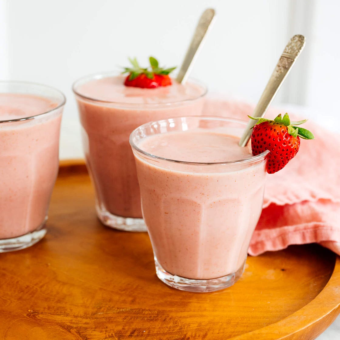Simple Strawberry Smoothie