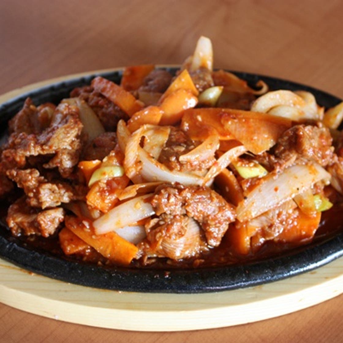 매콤 쫄깃하게 양갈비살주물럭