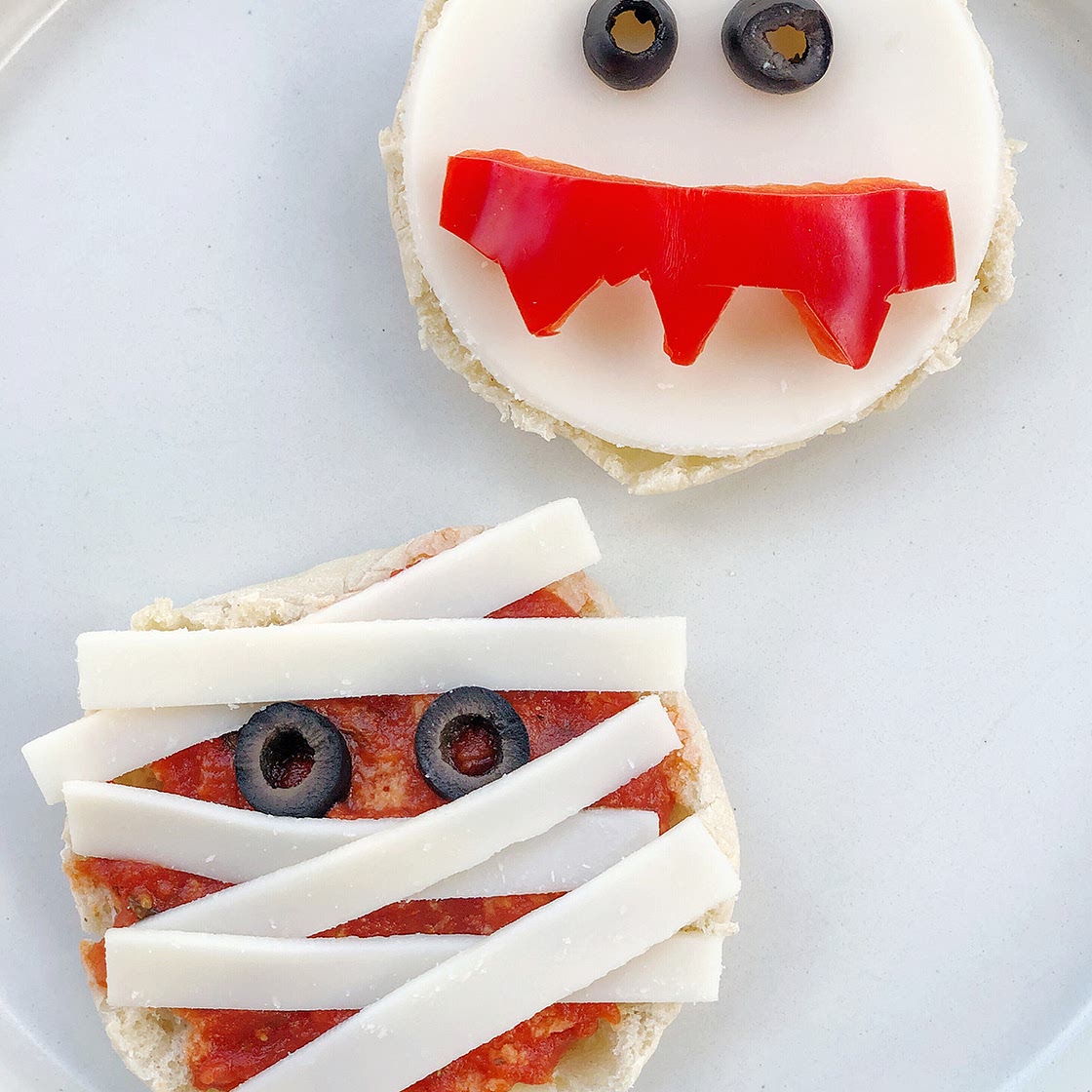 Mini Vegan Halloween Pizzas (Quick & Easy!)