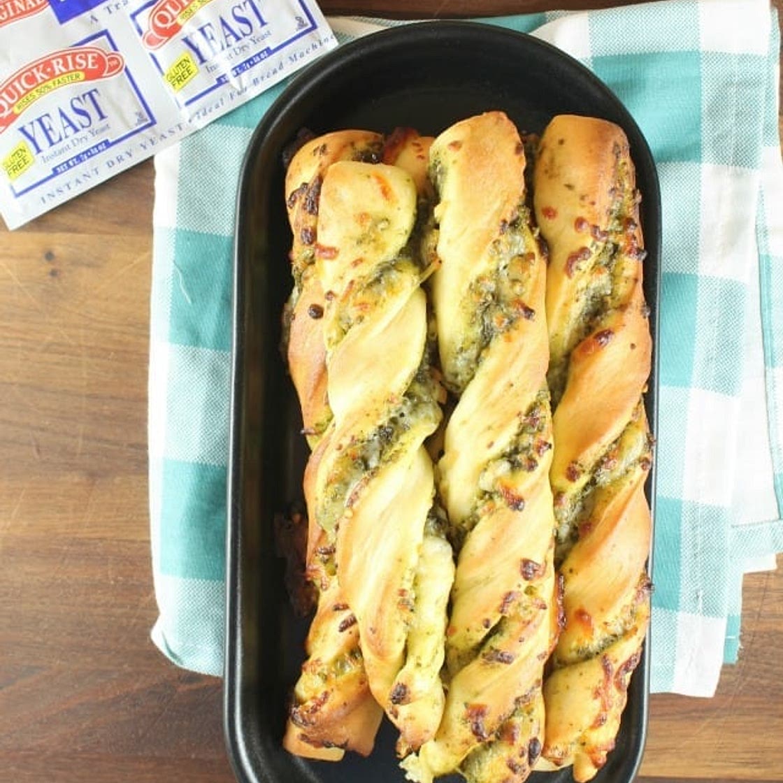 Cheesy Pesto Breadsticks