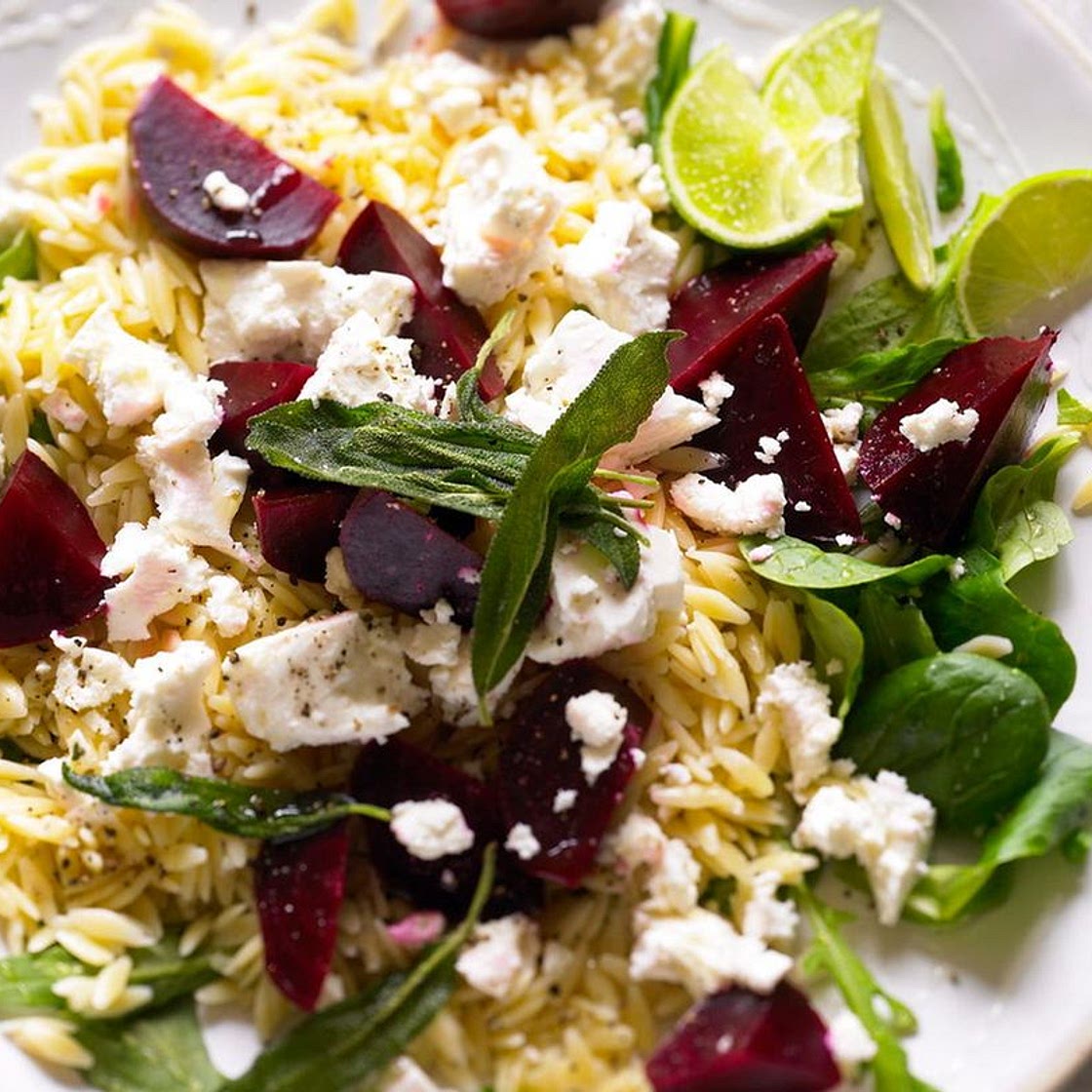 Nudelsalat mit Roter Bete