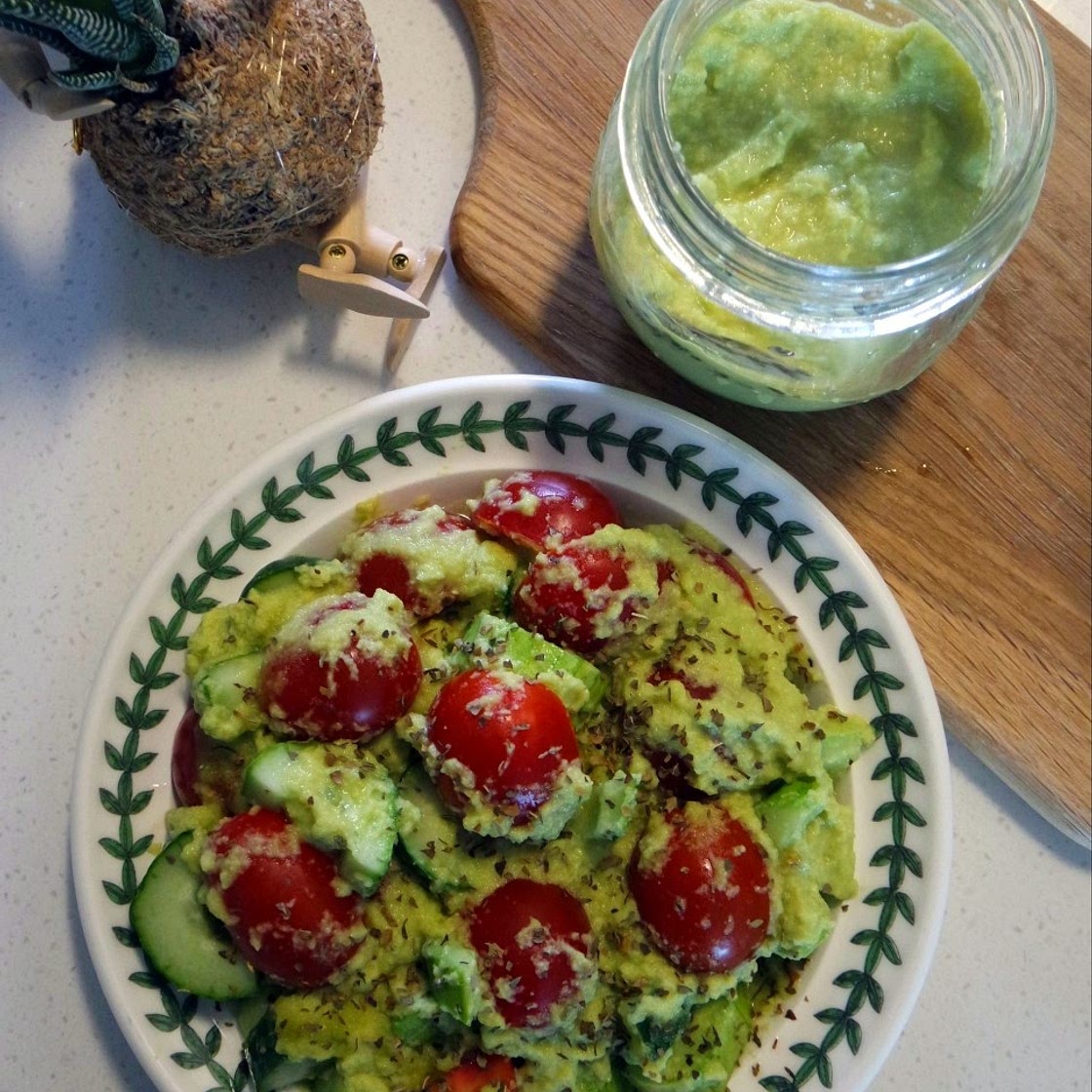 저칼로리 고단백 토마토 아보카도 샐러드 요리/로푸드 로우푸드(raw food) 팔레오 다이어트 레시피