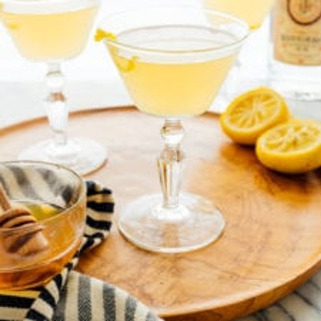 Bee's Knees Cocktail