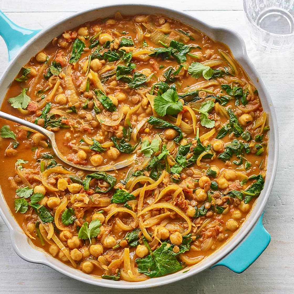 Easy lentil and chickpea curry