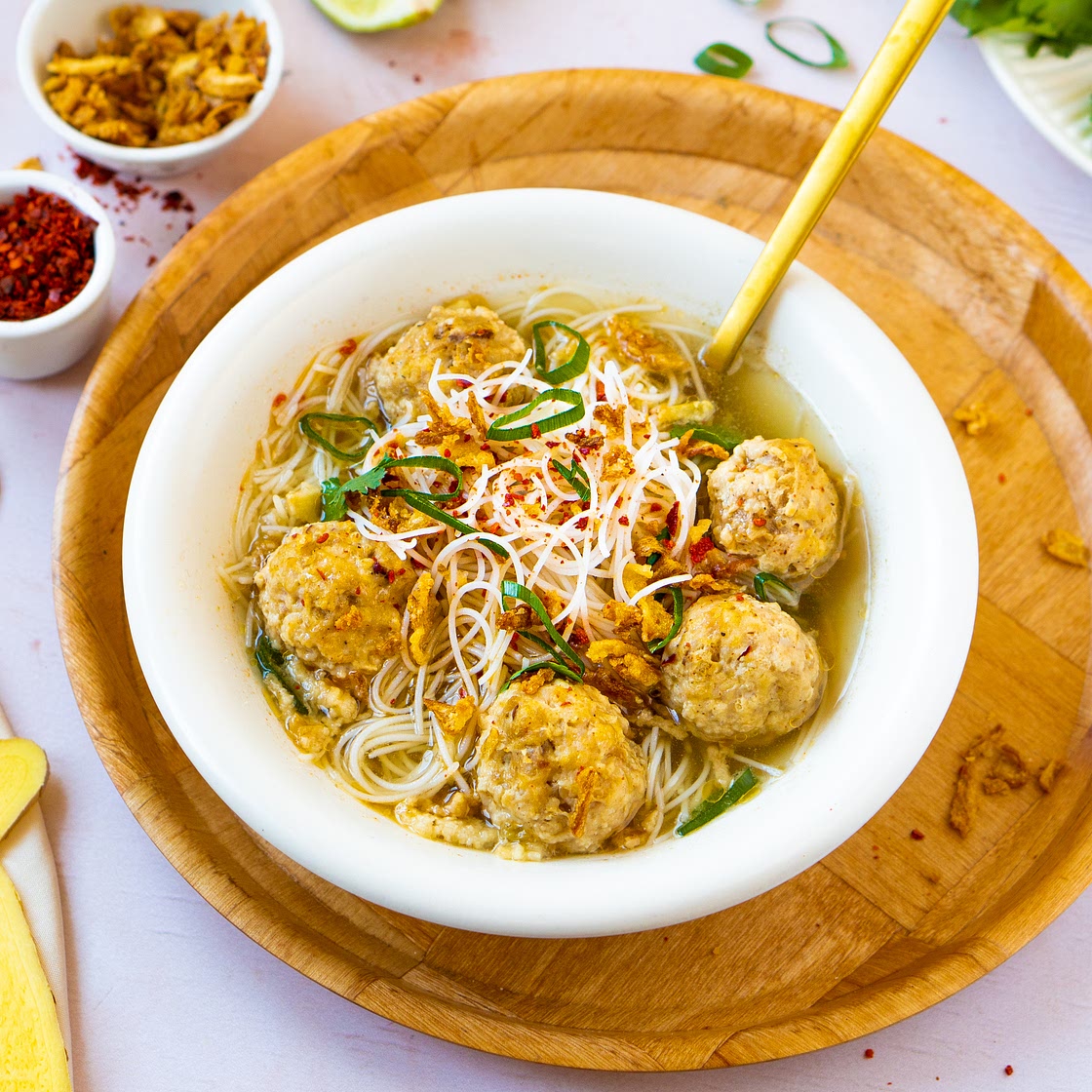 Culy Homemade: Indische bakso (soep met rijstnoedels en kippenballetjes)
