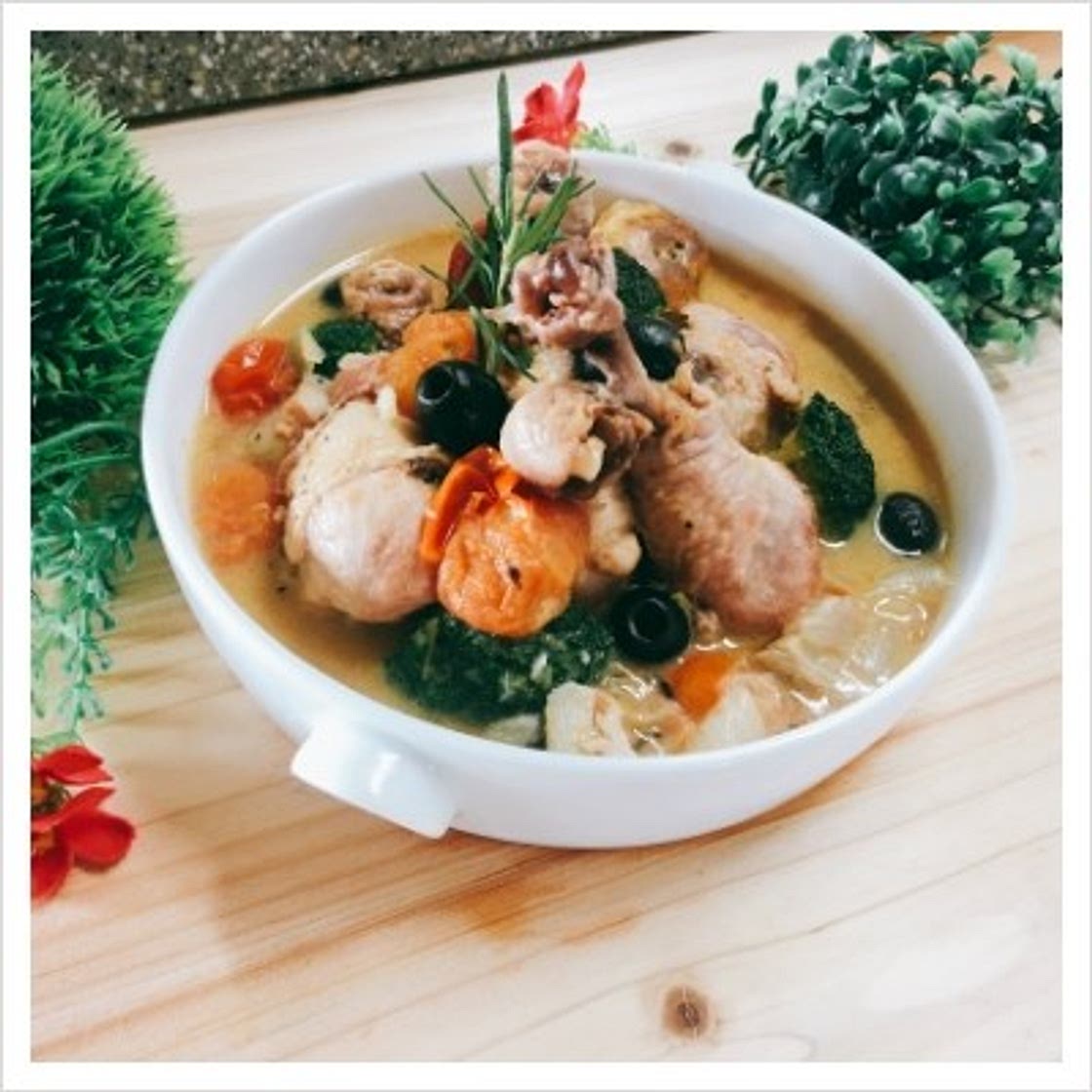 이탈리아 가정식 닭고기 스튜 - 뽈로 알라 카치아토라-