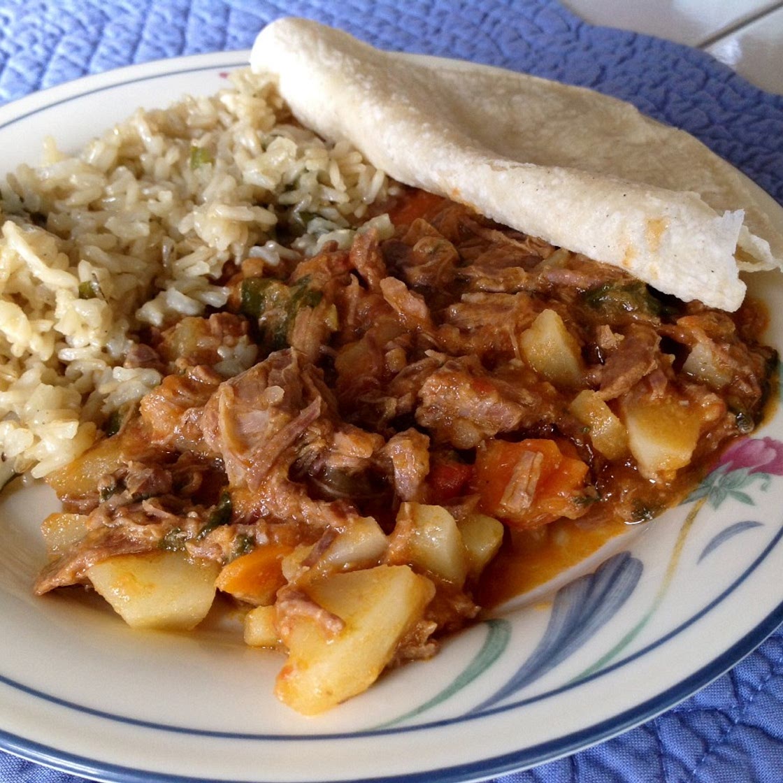 Hilachas (Guatemalan Shredded Beef in Tomato-Tomatillo Sauce)