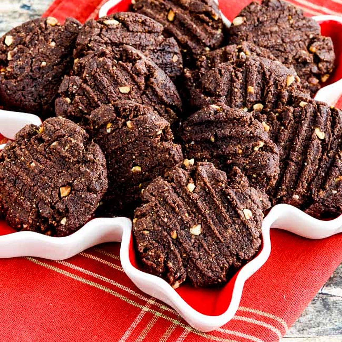 Peanut Butter Chocolate Cookies (Flourless, Sugar-Free)