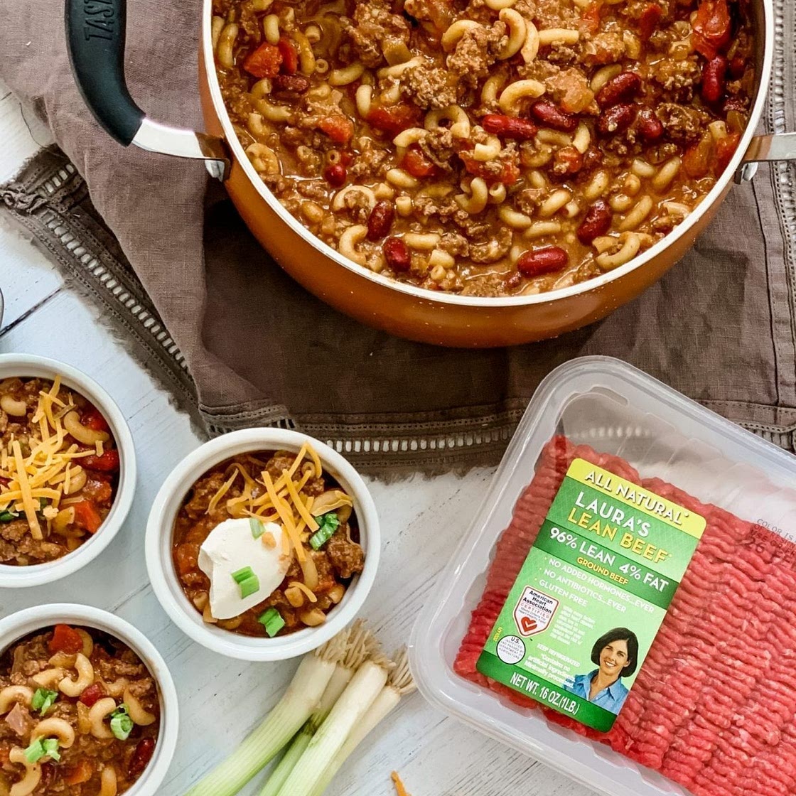 Skinny One Pot Chili Mac and Cheese