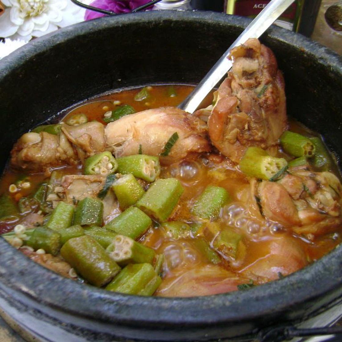 Receita de Frango com quiabo e batata