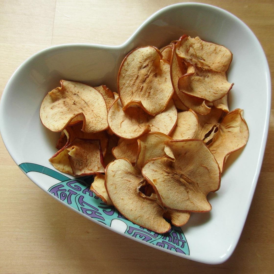 Receita de Chips de maçã com canela