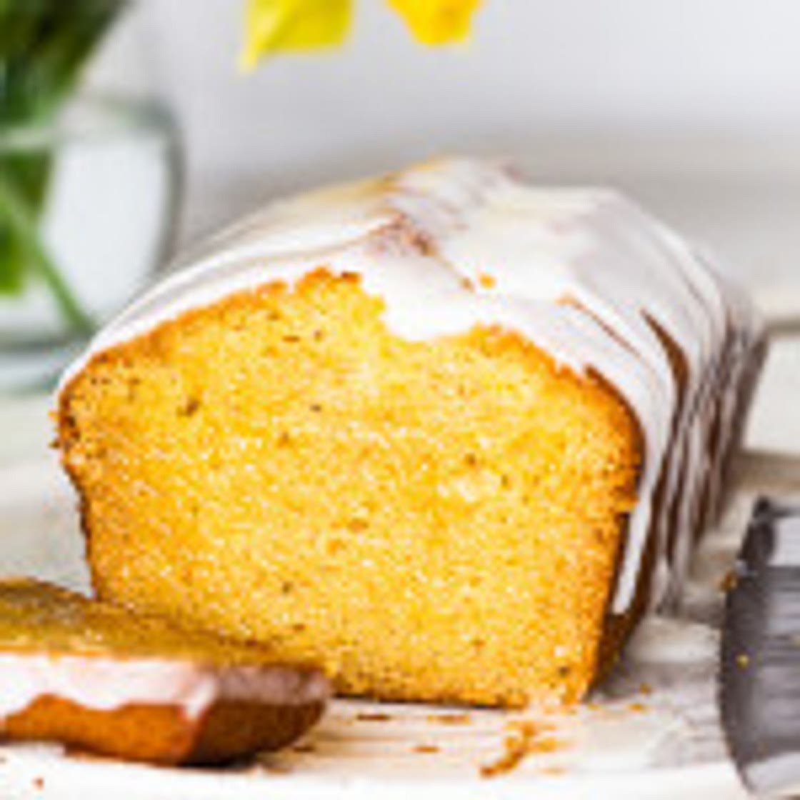 Vegan lemon cake