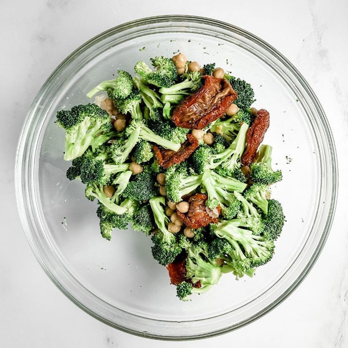 Easy Sheet Pan Chicken with Broccoli and Chickpeas
