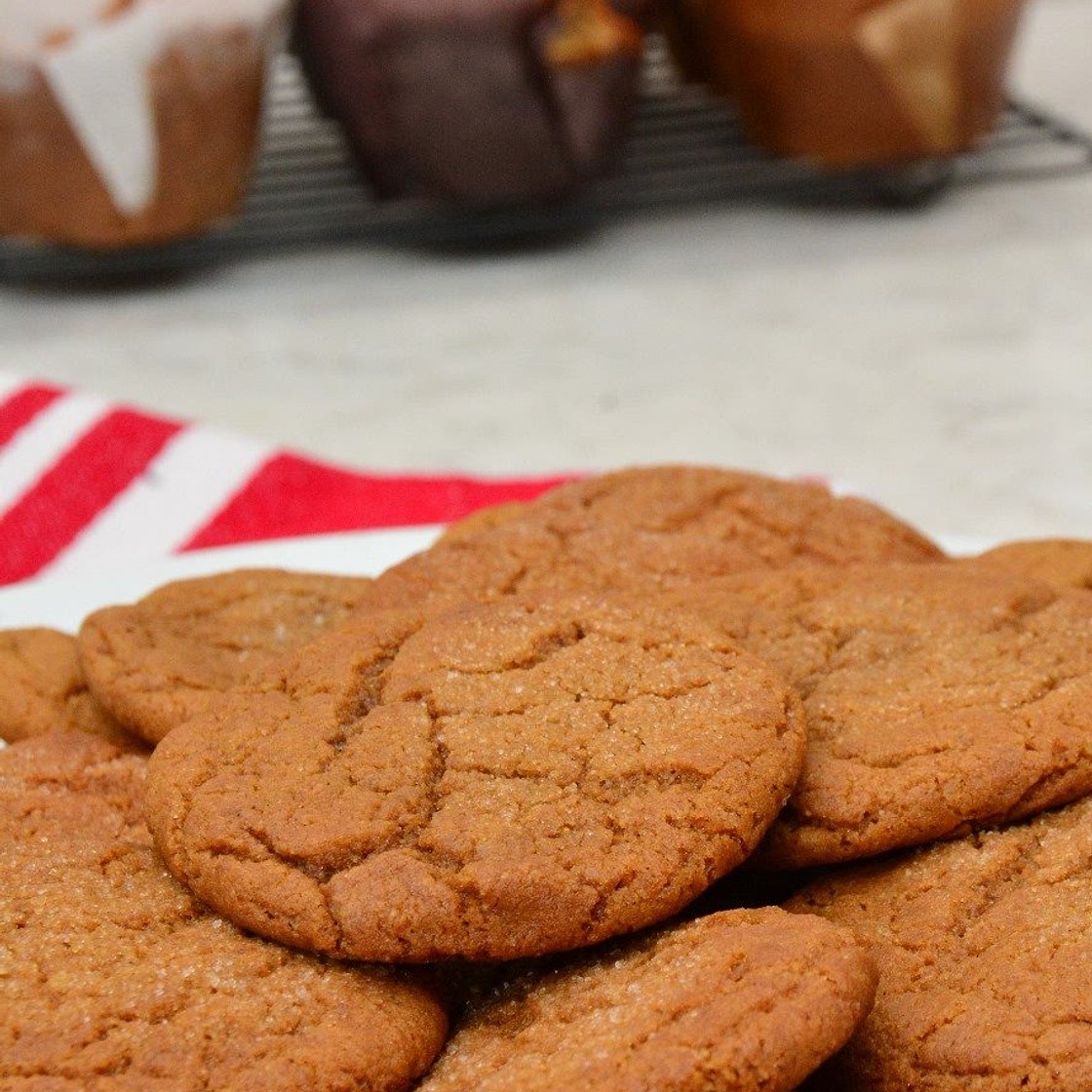 Absolutely Amazing Ginger Snap Cookies