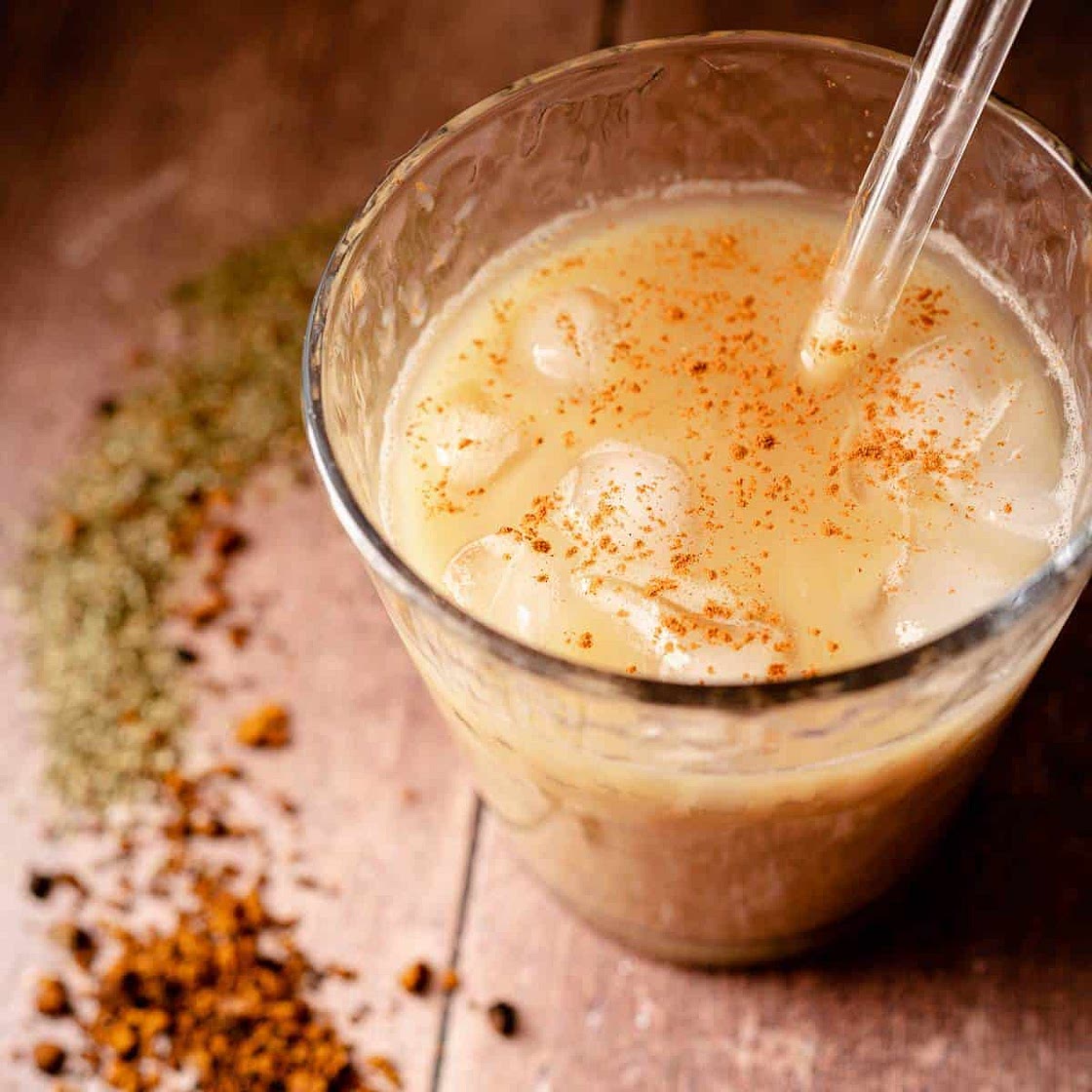 Iced Dandelion Chaga Latte