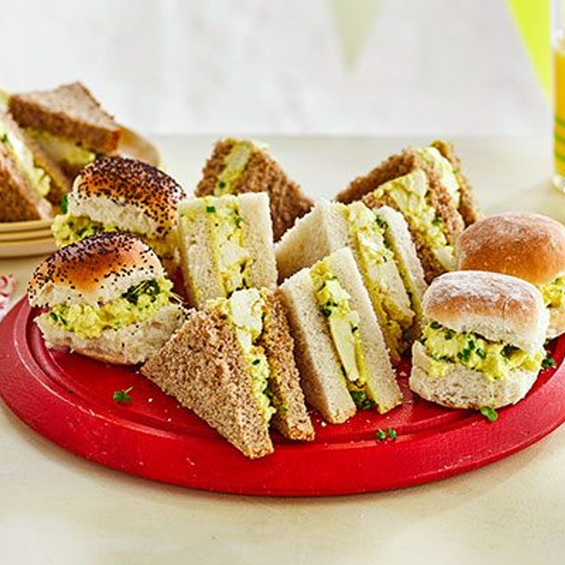 Egg-less mayo sandwiches