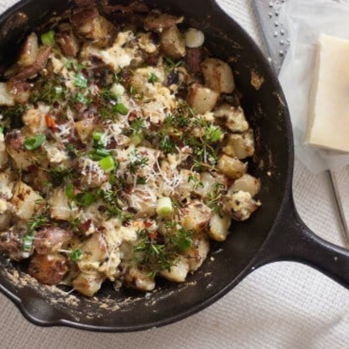 Egg and Potato Breakfast Scramble