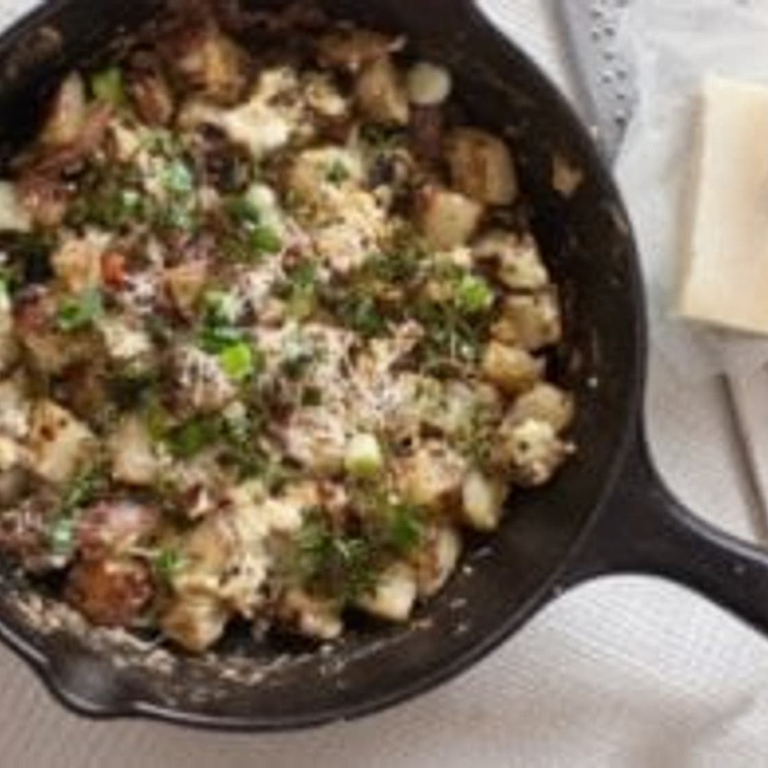 Egg and Potato Breakfast Scramble