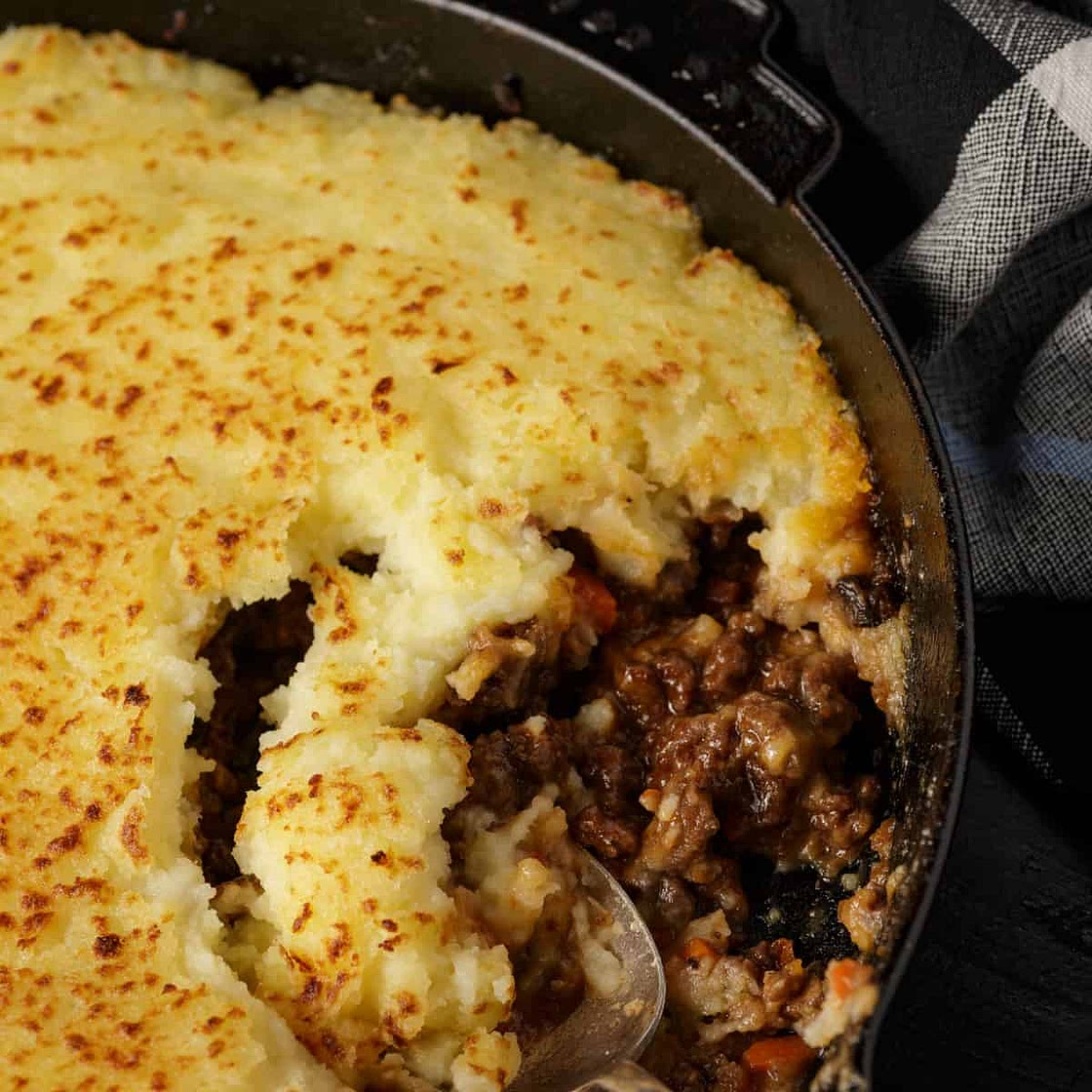 Classic Shepherd's Pie Recipe with Ground Beef
