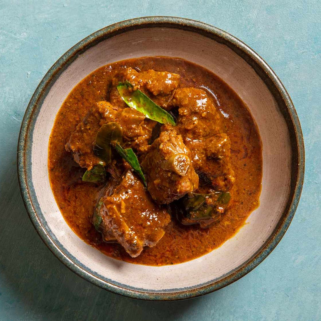 Gaeng Khua Prik Si Krong Moo (Southern Thai Curry with Pork Ribs)