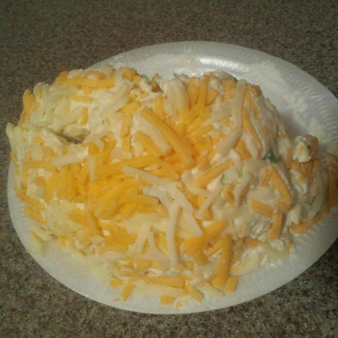 Hot Pepper Peach Preserves Cheese Ball