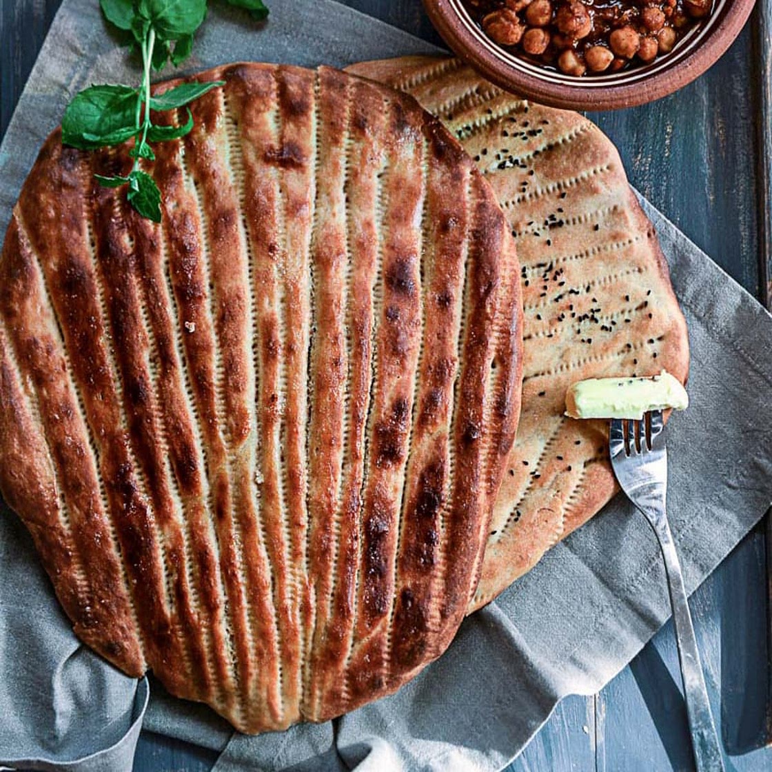 Afghan Naan Bread Recipe - Naan-e-Afghani (Video)