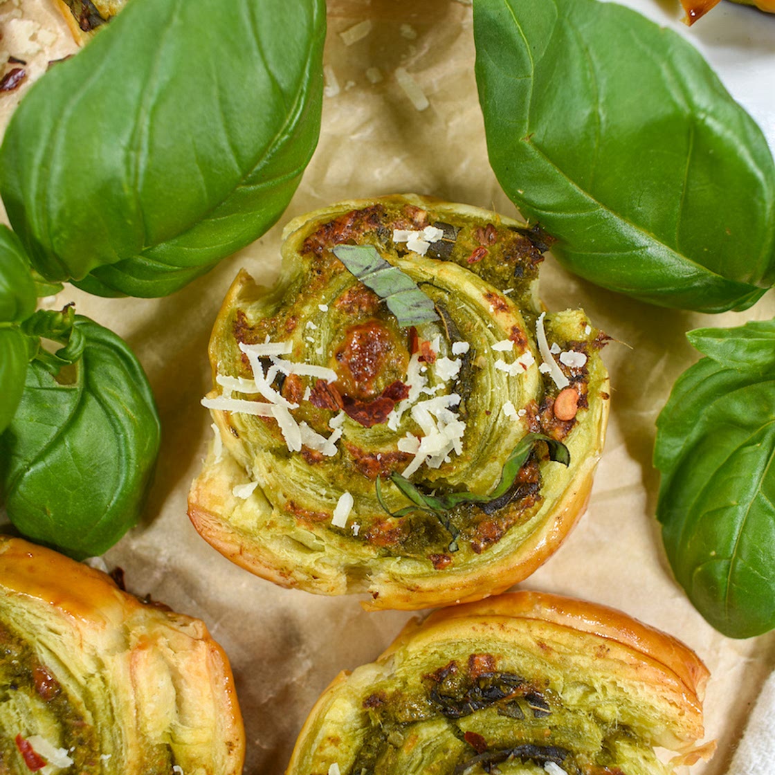 Pesto Puff Pastry Pinwheels