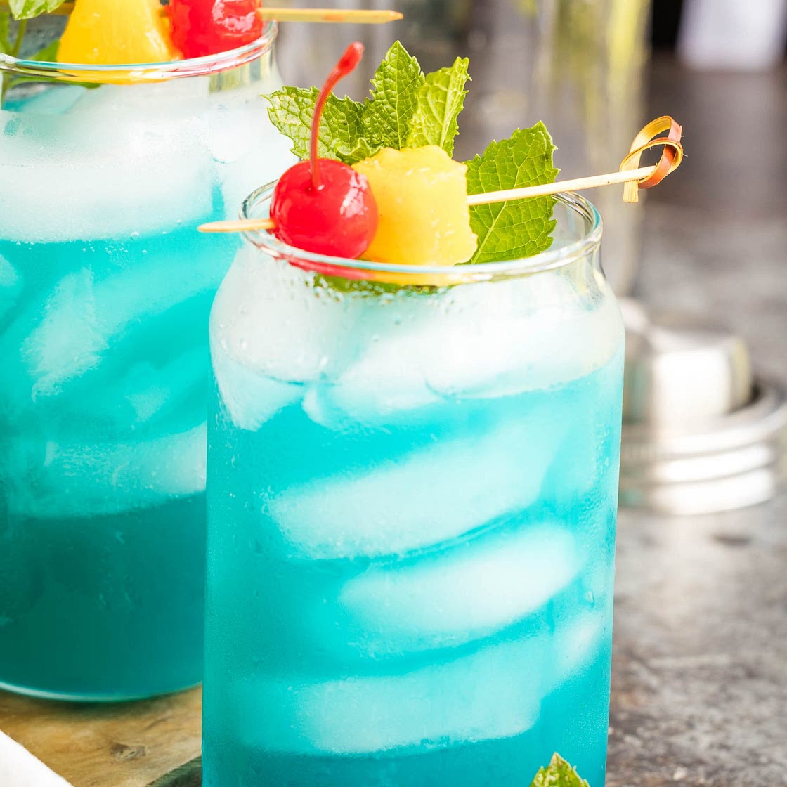 Blue Hawaiian Cocktail