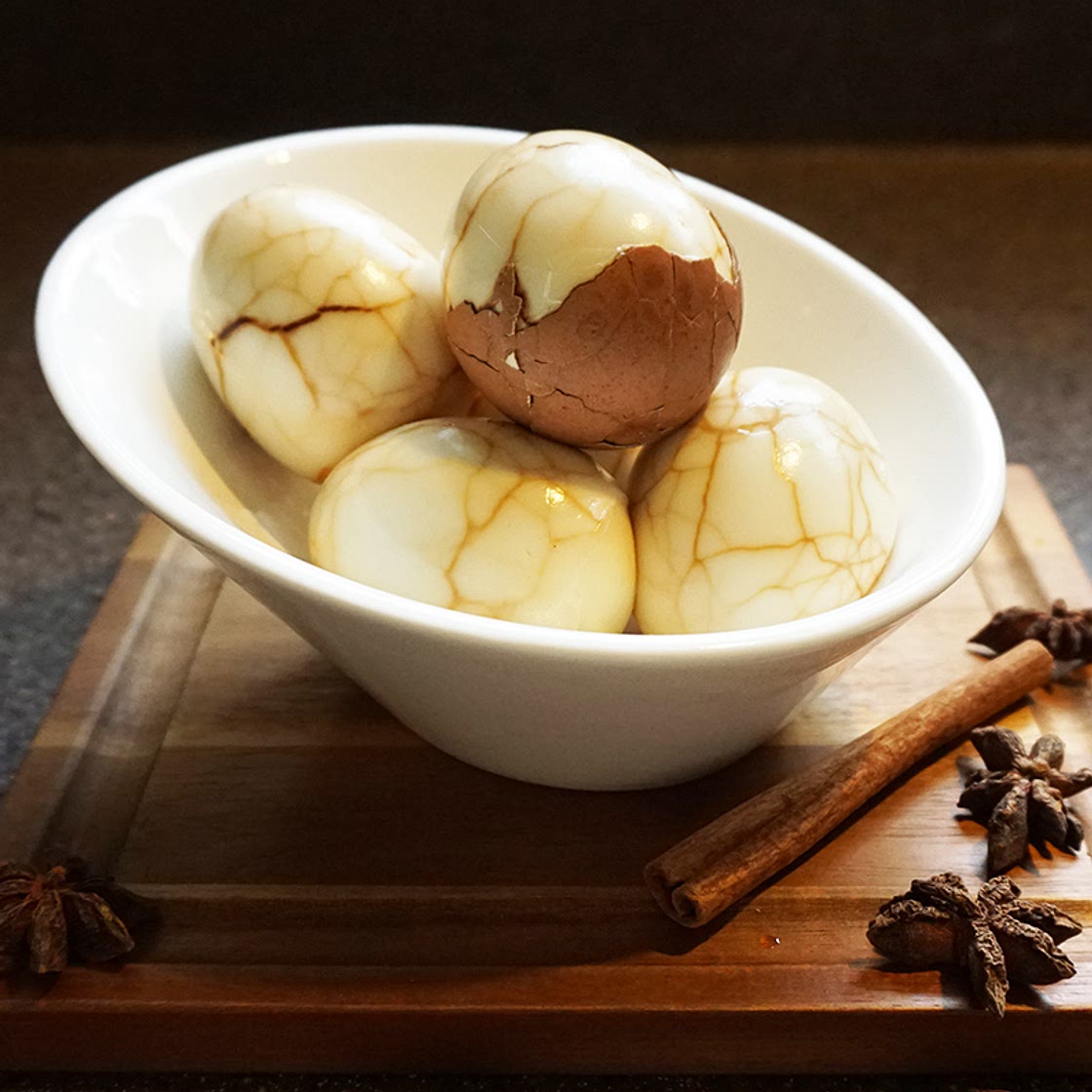 Marbled dinosaur eggs