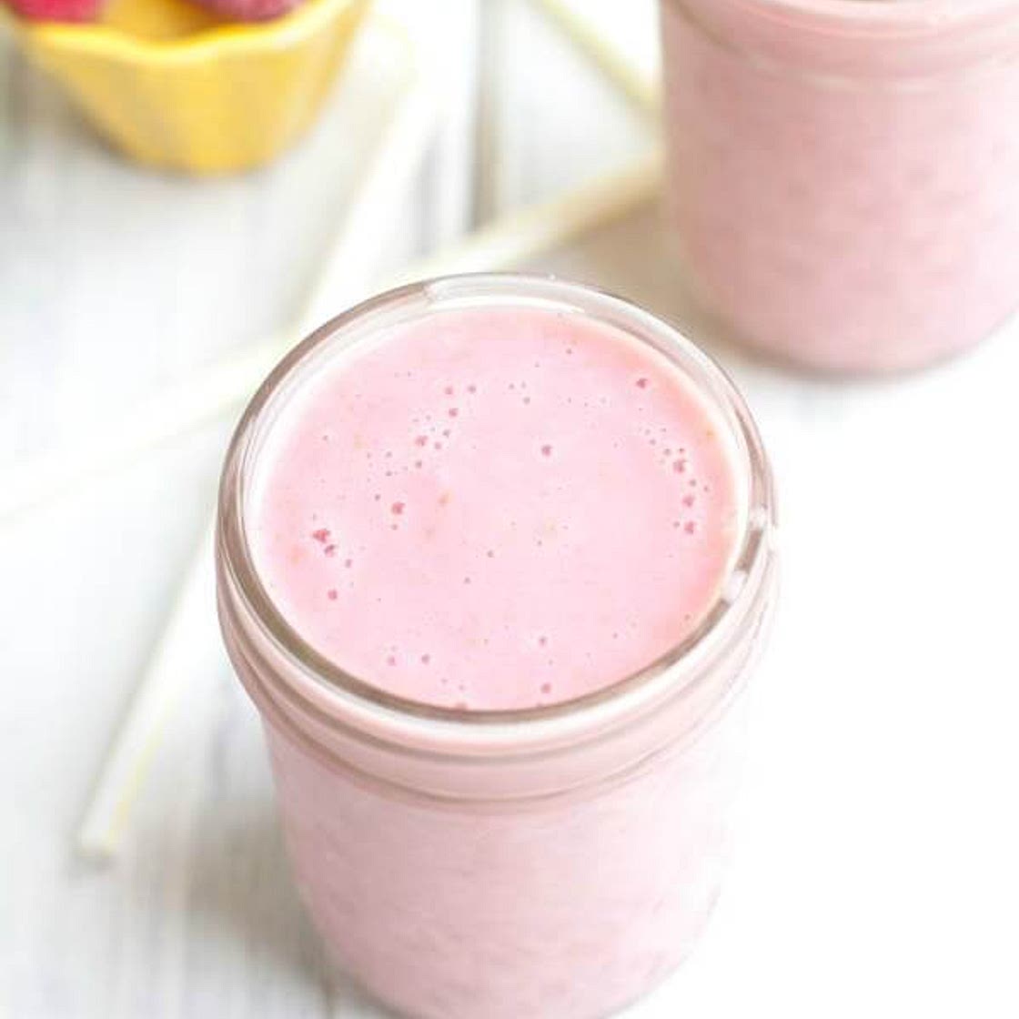 Raspberry Pineapple Coconut Smoothie