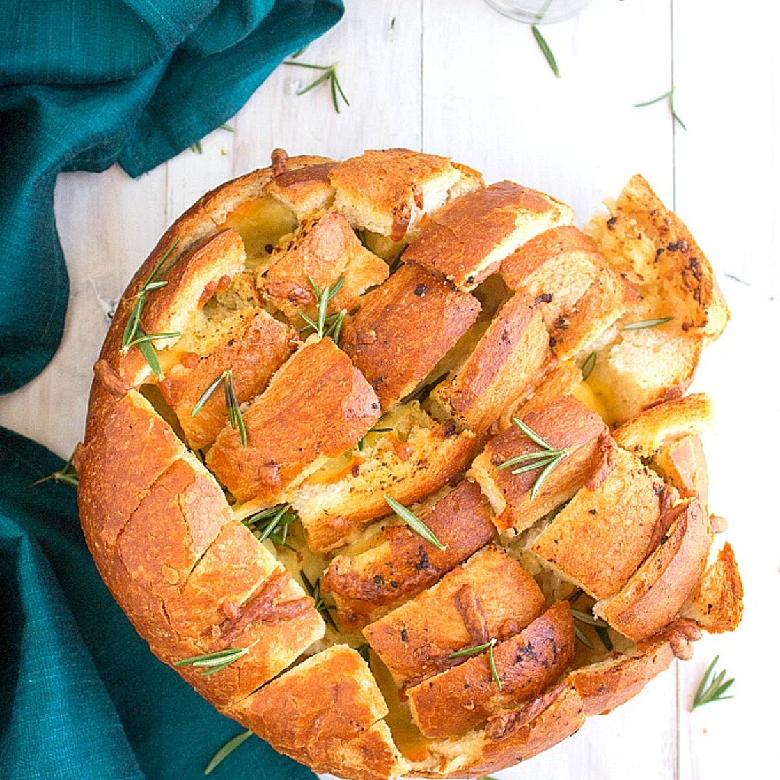Cheesy Garlic Pull Apart Bread
