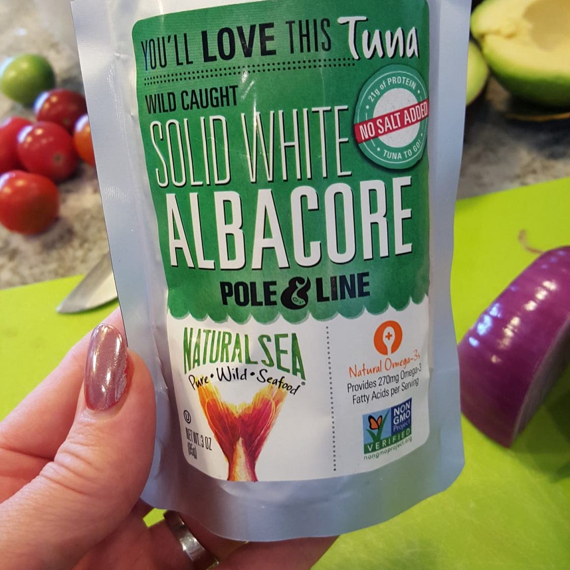 10 Minute Arugula Tuna Avocado