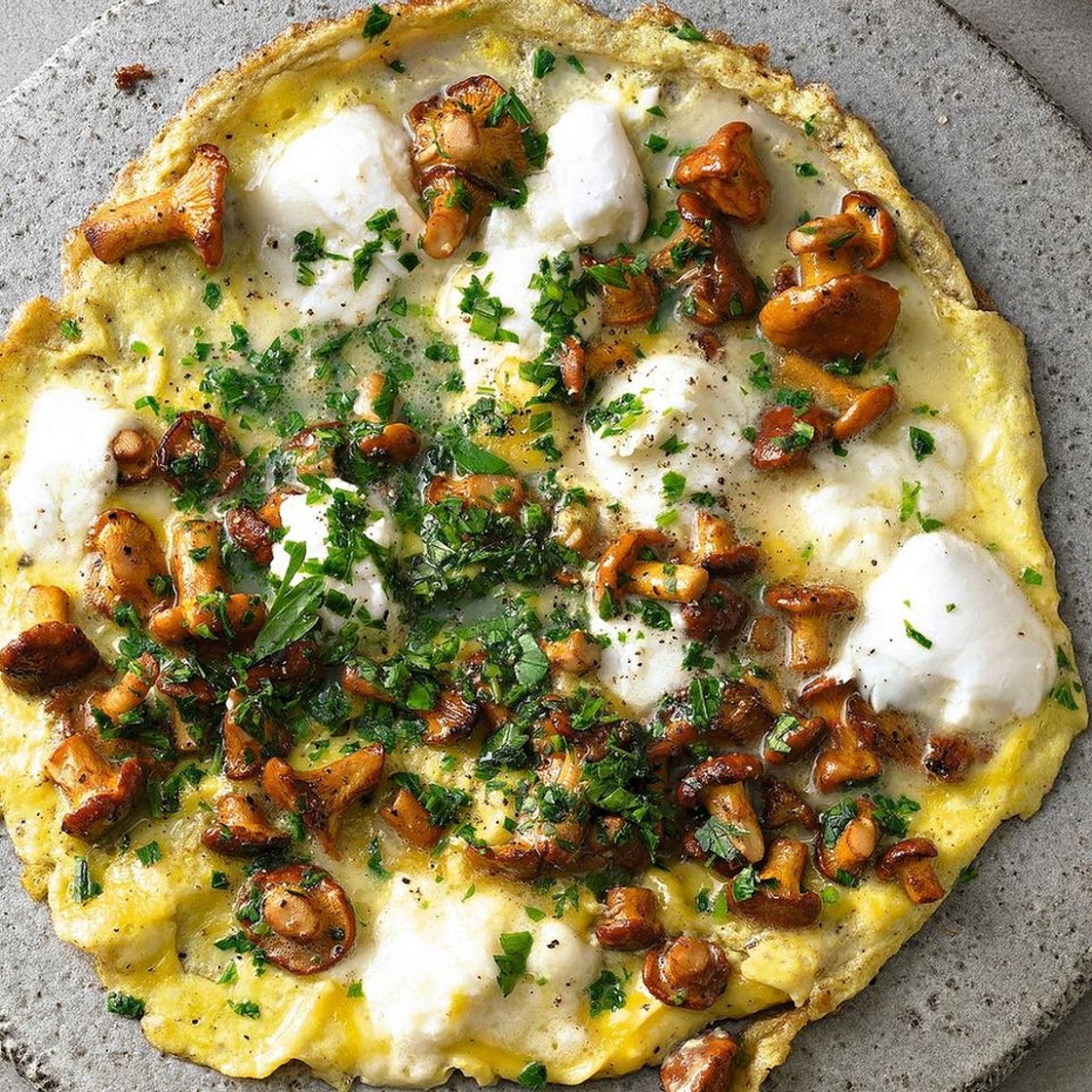 Omelett mit Pfifferlingen und Mozzarella