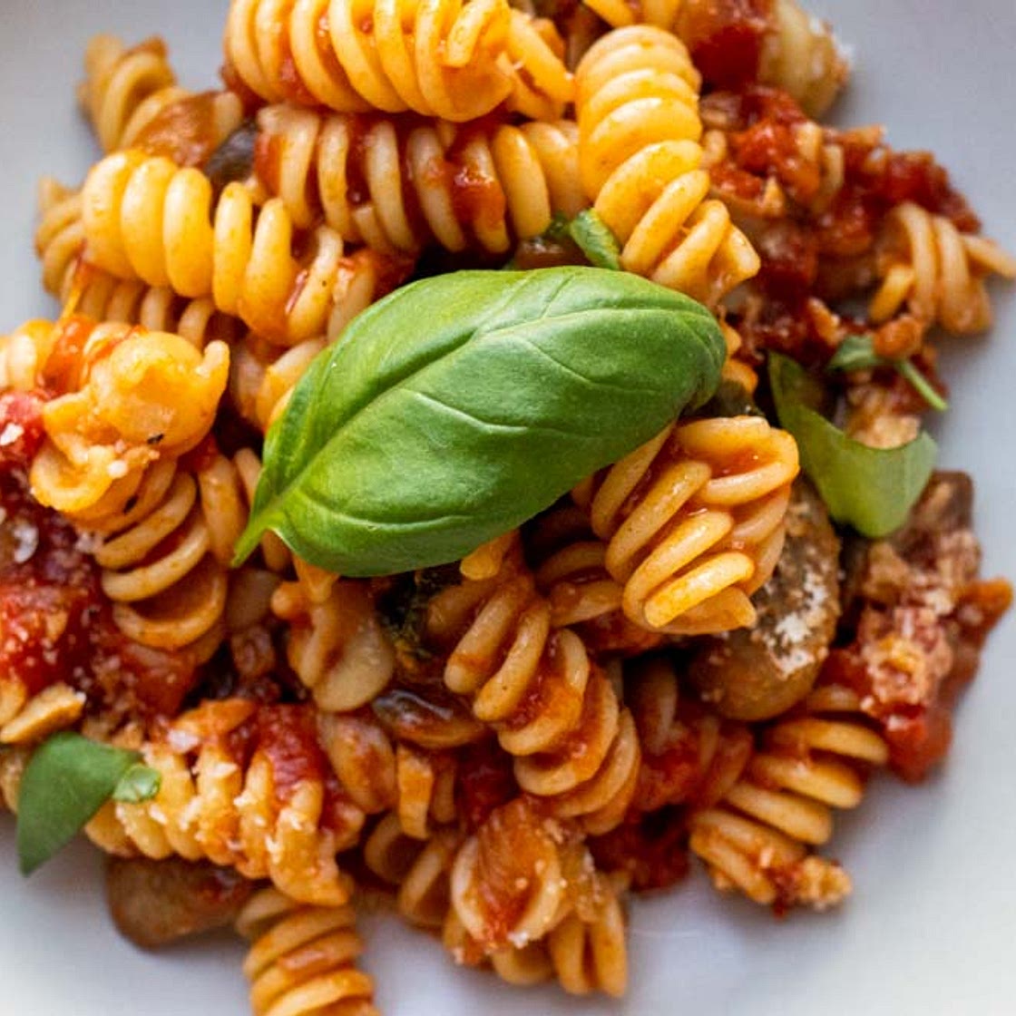 Mushroom Tomato Pasta
