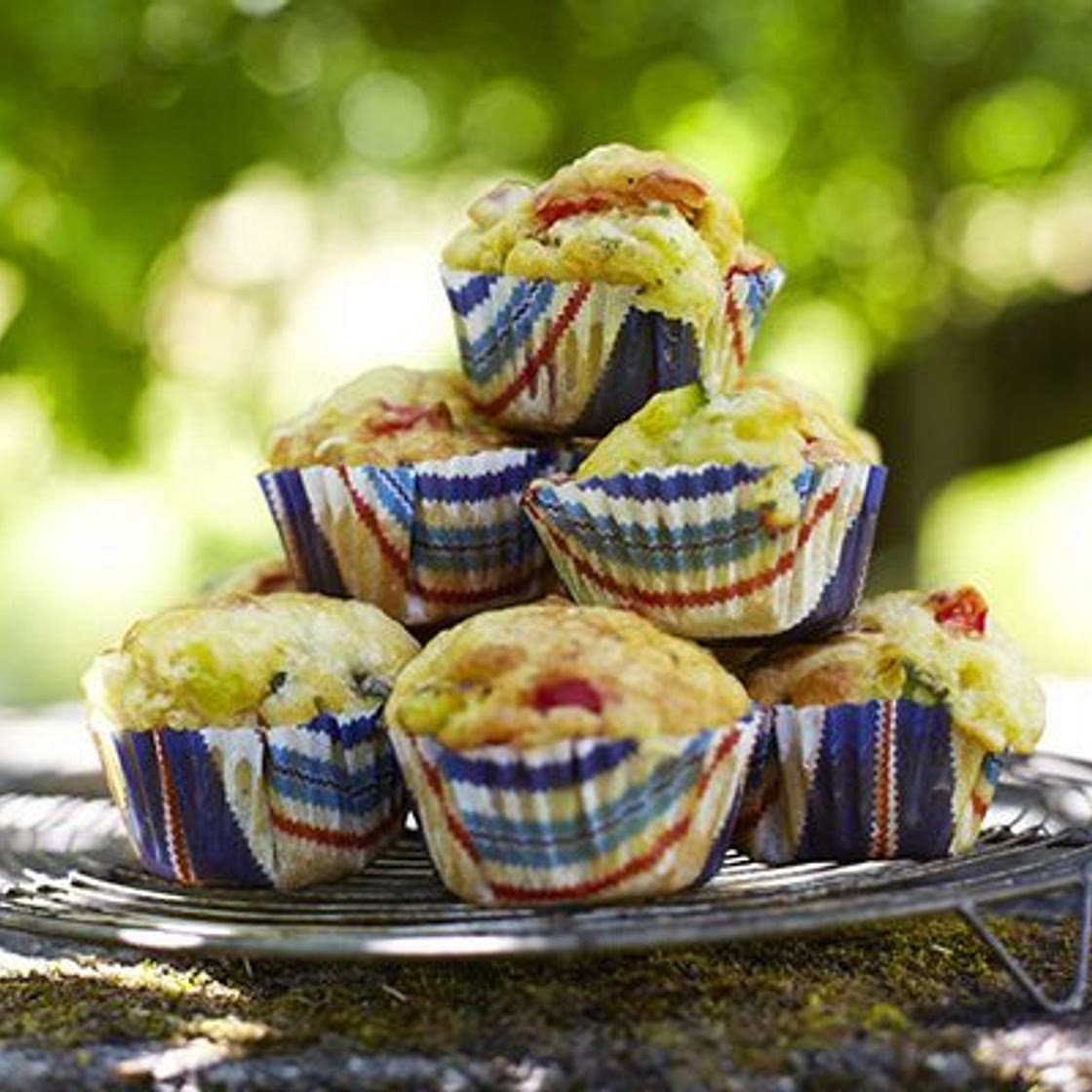 Brie, courgette & red pepper muffins