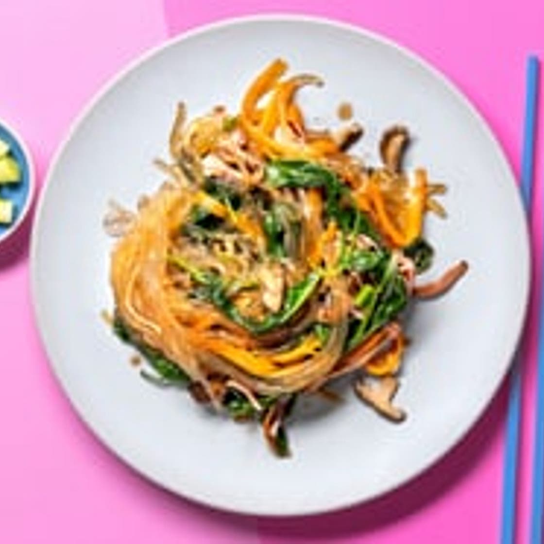 Koreanische gebratene Glasnudeln