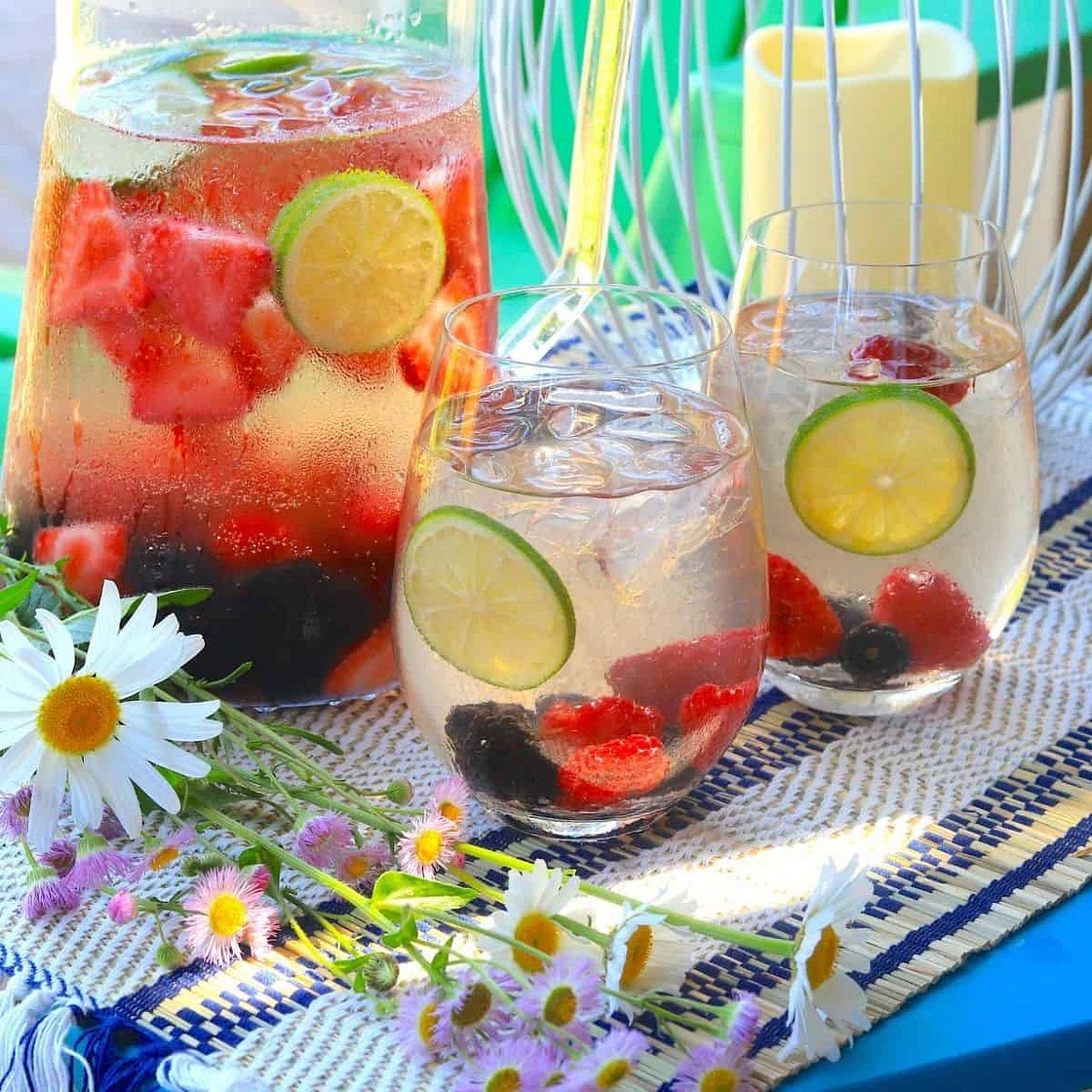 Low Carb White Sangria