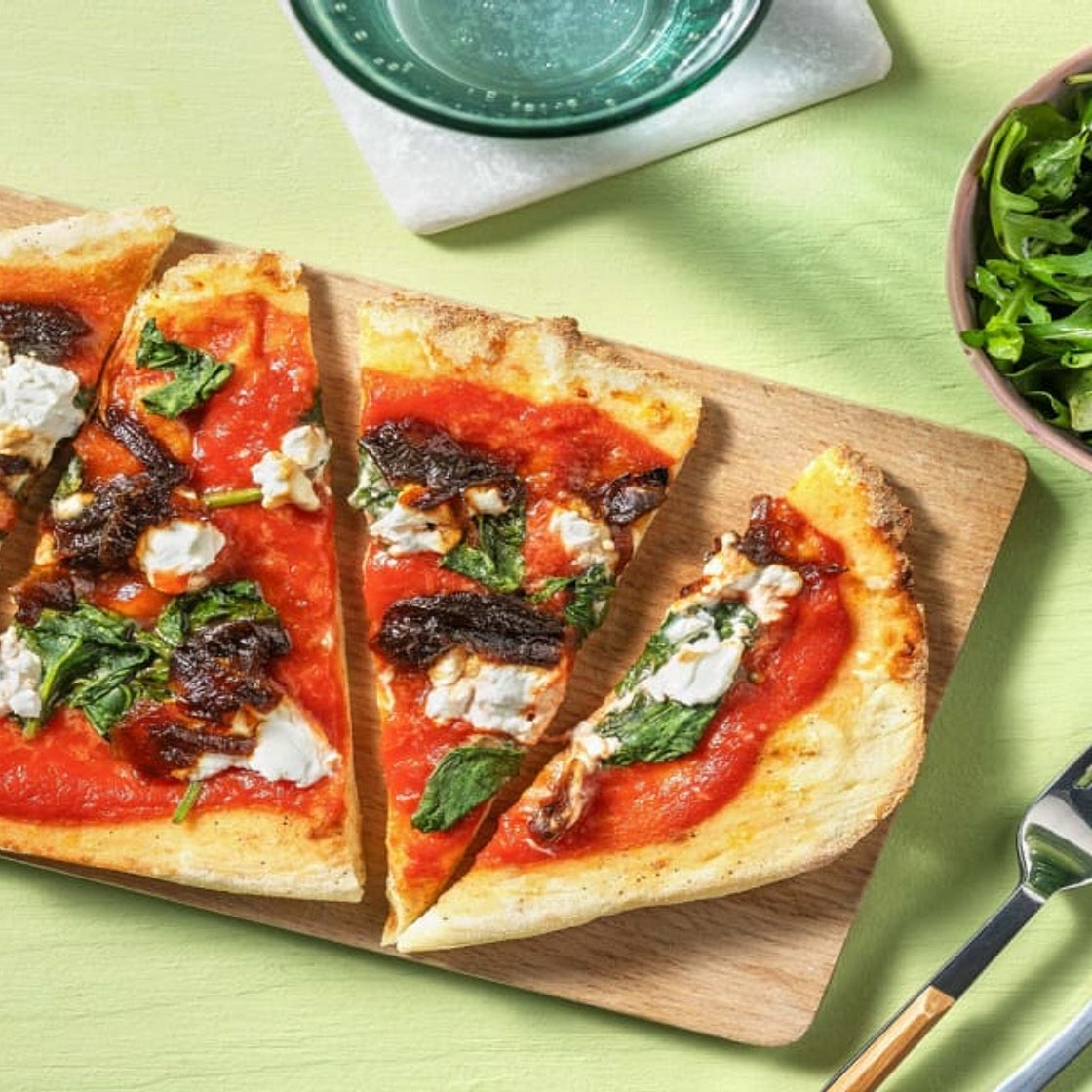 Goat's Cheese & Caramelised Onion Naanizza with Spinach and Balsamic Dressed Rocket Salad