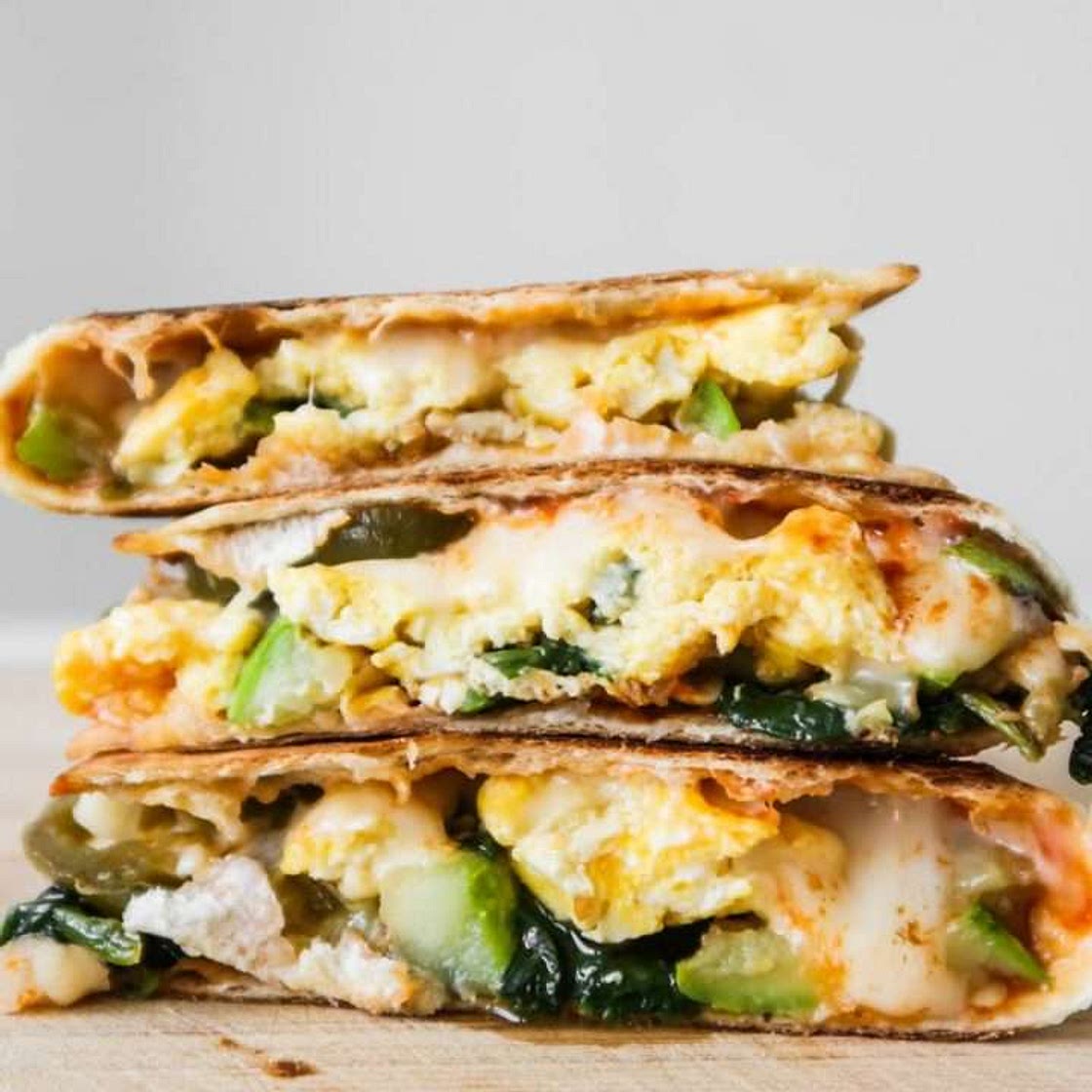 Healthy Breakfast Quesadilla Recipe (Vegetarian & Easy!)