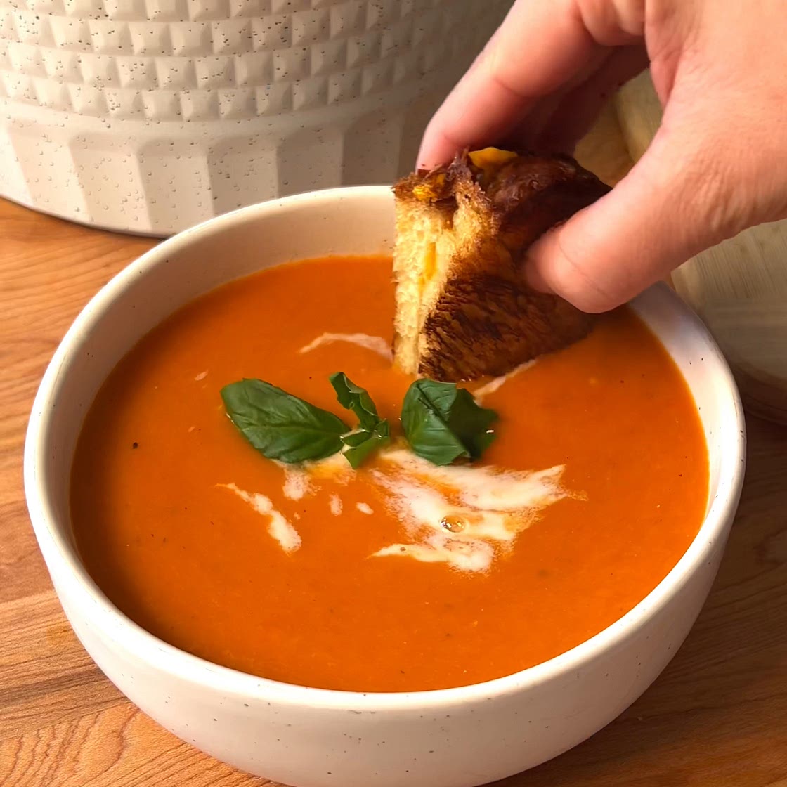 Hidden White Bean Tomato Soup