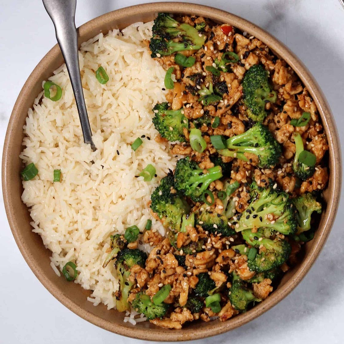 Honey Sriracha Ground Chicken and Broccoli