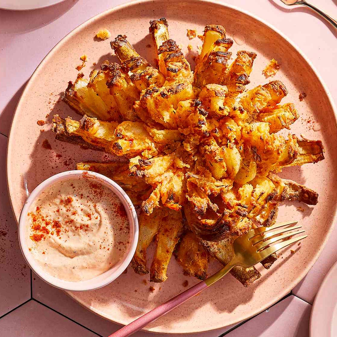 Air Fryer Blooming Onion
