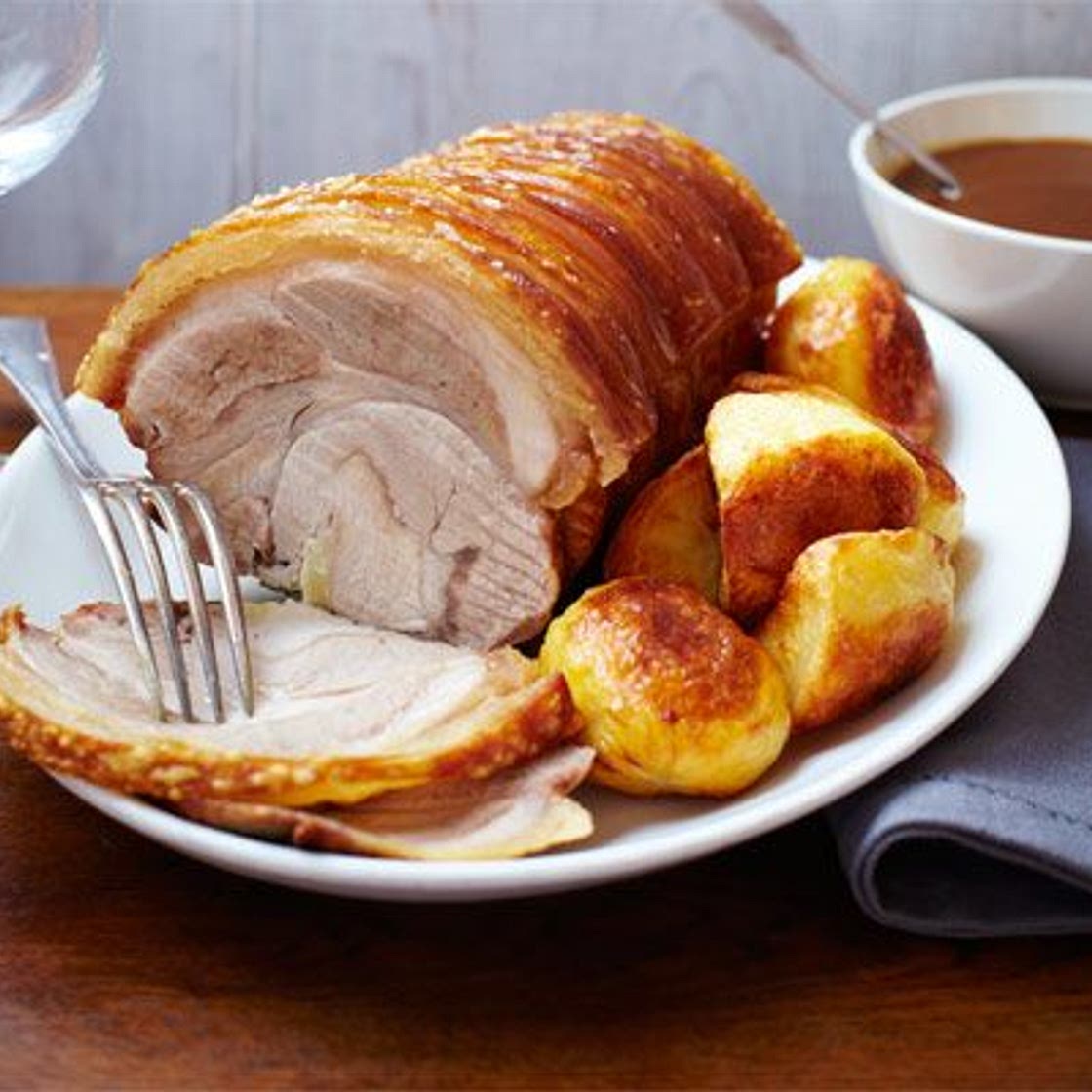 Roast pork with crackling