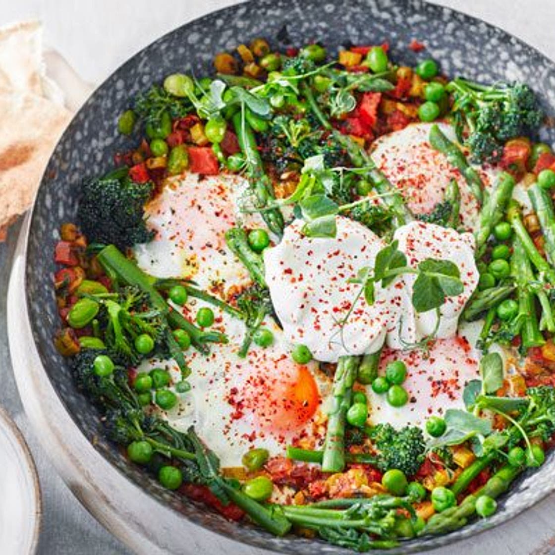 Pea & broad bean shakshuka